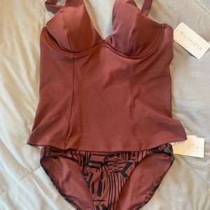 Athleta Tankini top and Bikini bottoms (set/bundle)